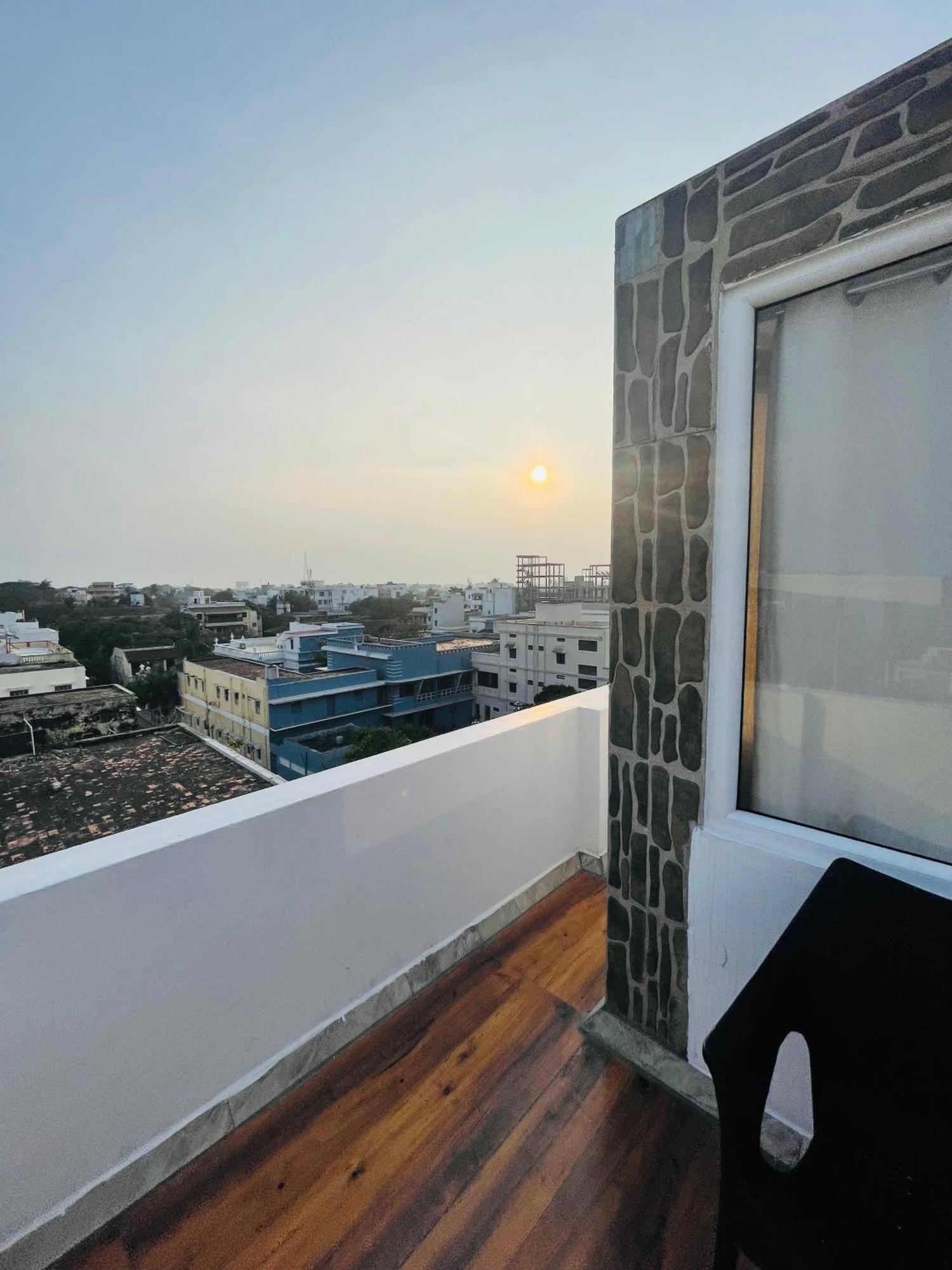La Villa Marseille Pondicherry Ngoại thất bức ảnh