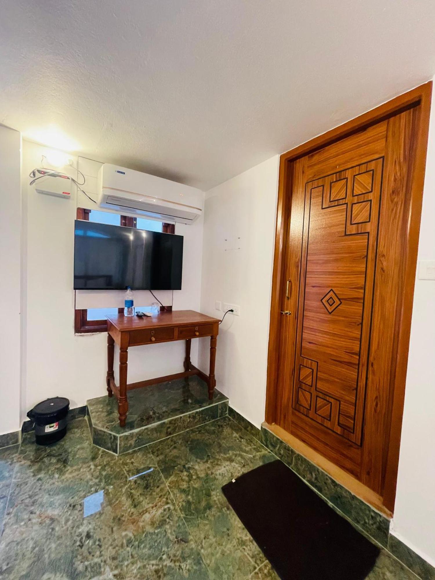 La Villa Marseille Pondicherry Ngoại thất bức ảnh